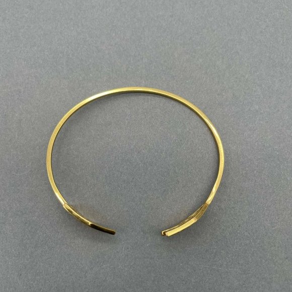 Gorjana Arrow Tail Feather Chevron Cuff Bracelet Gold Tone Adjustable - Picture 2 of 4